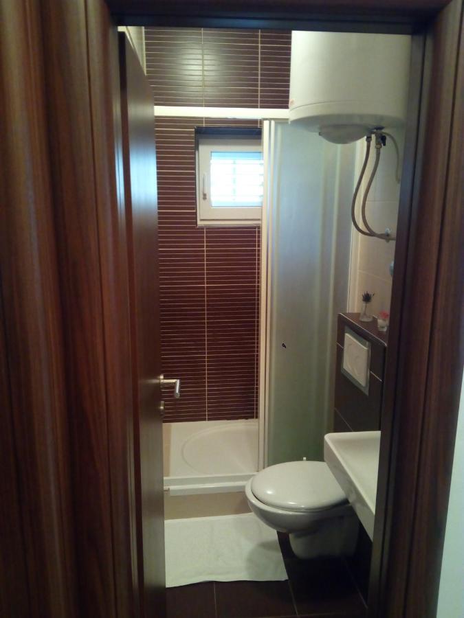 Apartment On The Beach Локва-Рогозница Экстерьер фото