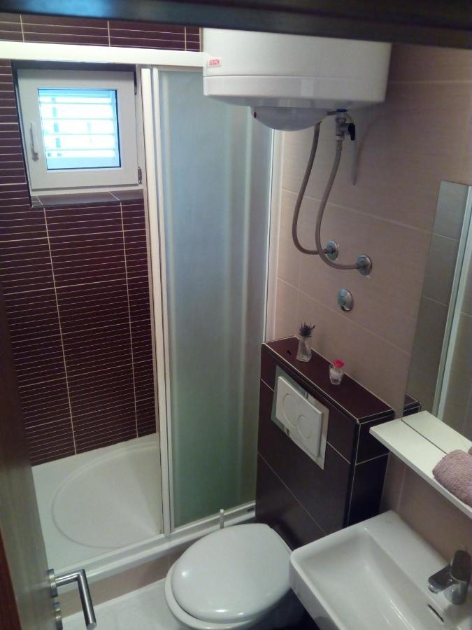 Apartment On The Beach Локва-Рогозница Экстерьер фото