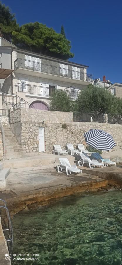 Apartment On The Beach Локва-Рогозница Экстерьер фото